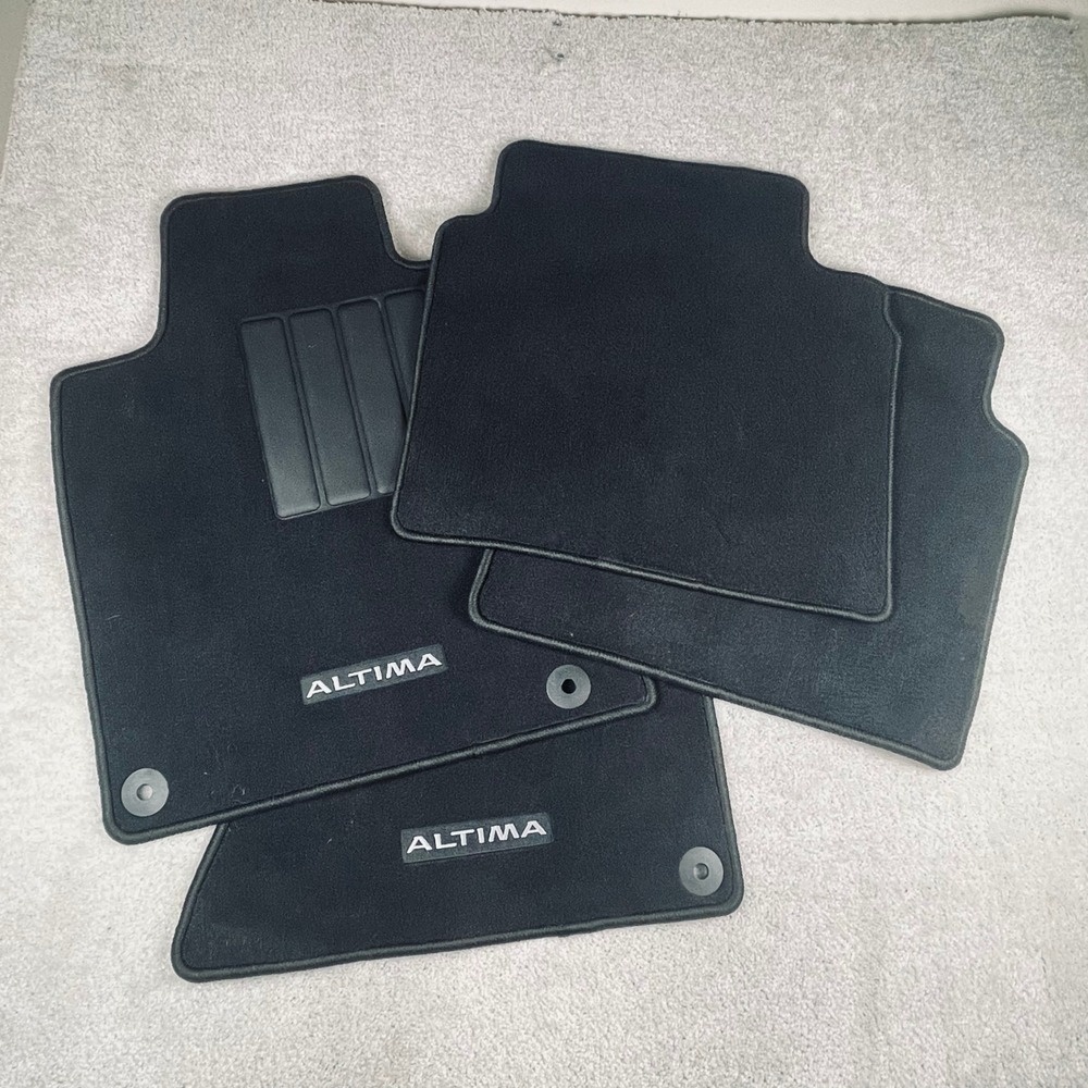 Nissan Altima OEM Black Carpet Floor Mat Set 4pc T99E2-6CA3A 2023-2025 EUC